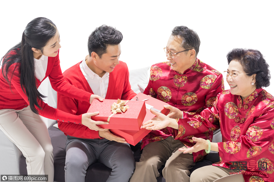 给亲戚家送什么礼物好(给亲戚家送什么礼物好一点)