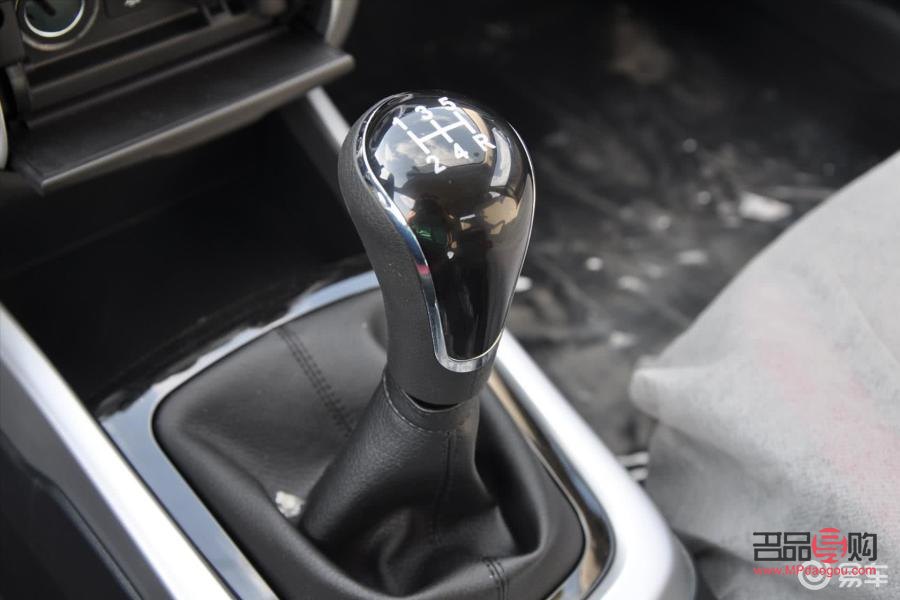 <h3>滚针美容多少钱？全面解析滚针美容价格因素</h3>