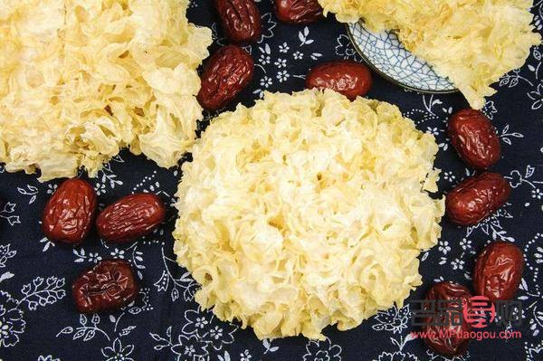 银耳美容吗(银耳有美容作用吗)