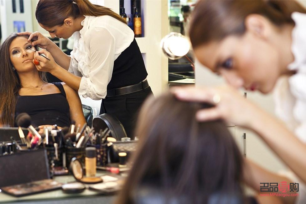 彩妆工资如何(彩妆工资如何结算)