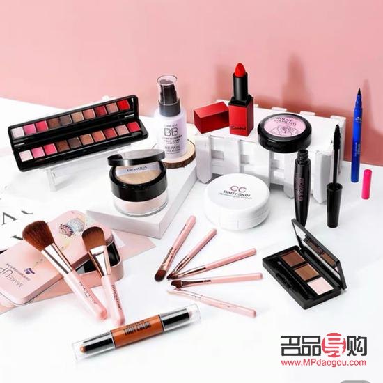 怎么置换彩妆套装(怎么置换彩妆套装视频)