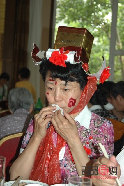 彩妆干了怎么使用(彩妆干了怎么使用视频)