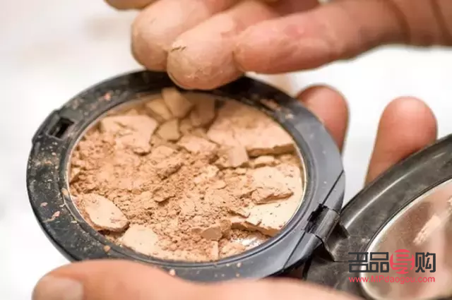 彩妆过期怎么处理(彩妆过期怎么处理掉)