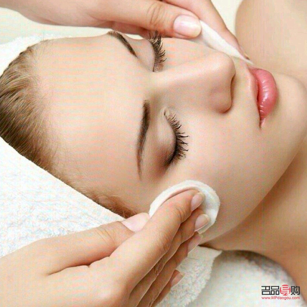 美容院做补水好吗(美容院做补水好吗多少钱)