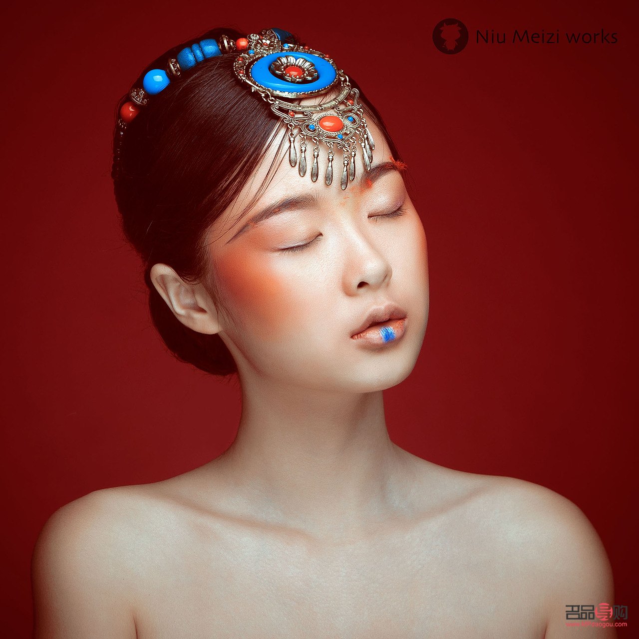 民族彩妆怎么化(民族彩妆怎么化妆好看)