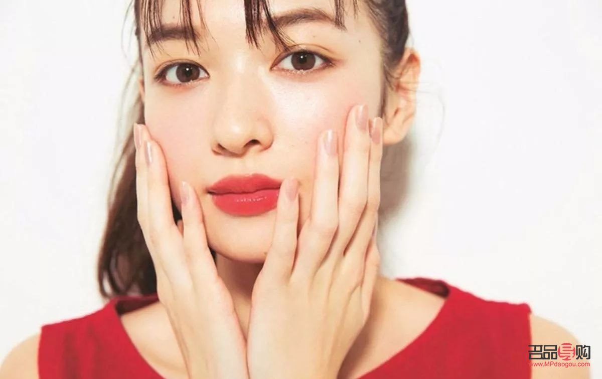 学彩妆如何打造迷人妆容