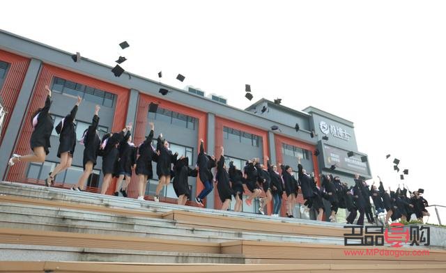 美容师要什么手法(美容师要什么手法才能做)