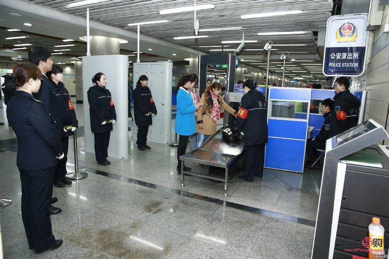 中专怎么学彩妆(中专怎么学彩妆专业)