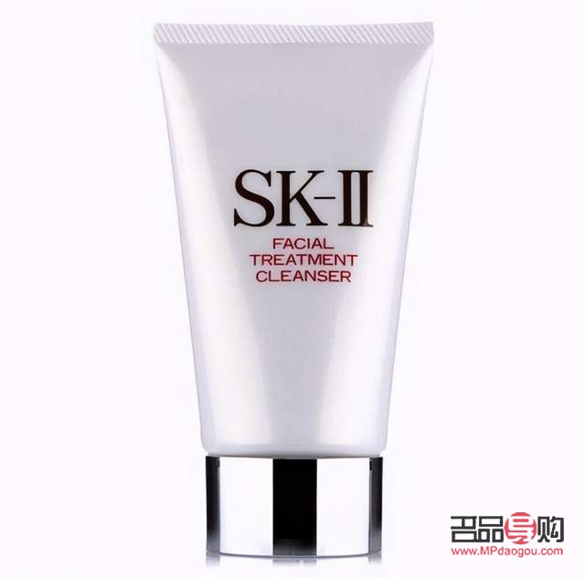 如何清理彩妆污渍(如何清理彩妆污渍妙招)