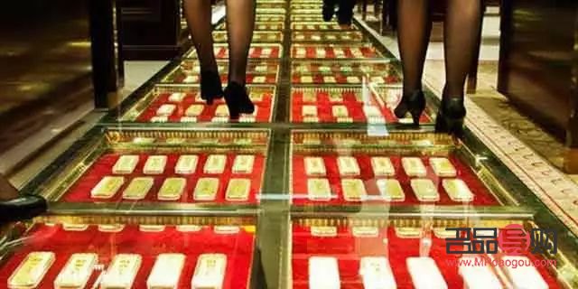 <h3>当黄金是去当铺还是金店？一篇详解指南</h3>