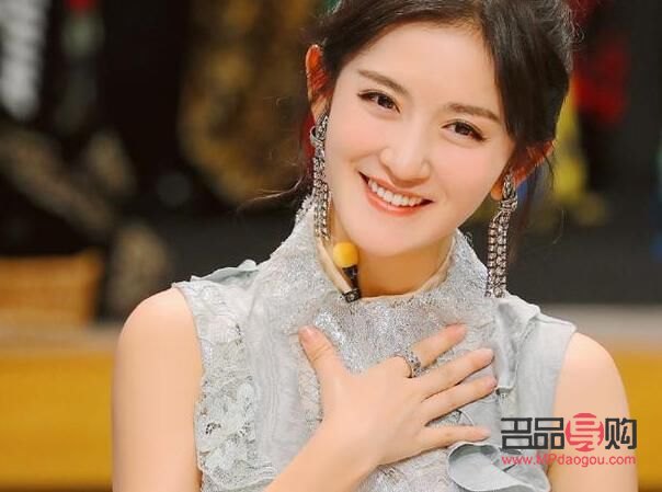 老婆怀孕送什么礼物好(老婆怀孕送什么礼物好一点)