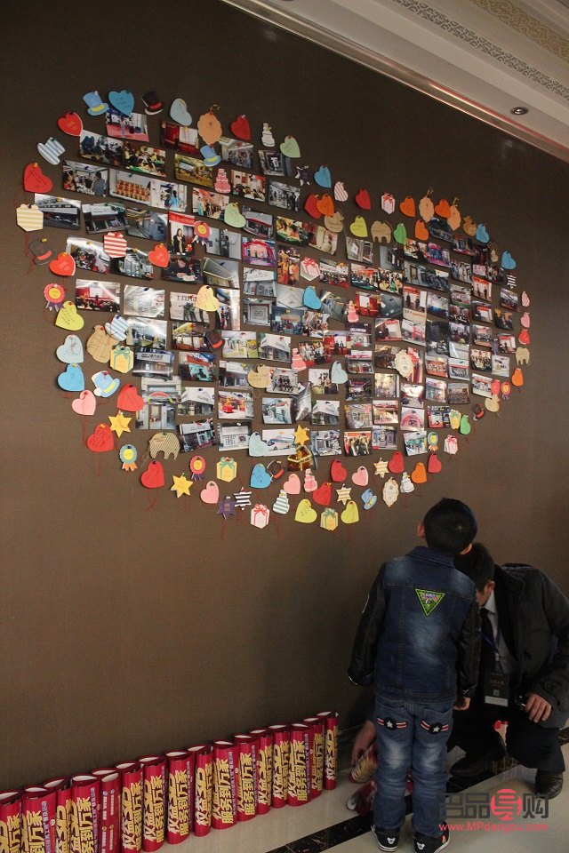 如何展现礼物墙(如何展现礼物墙的美)