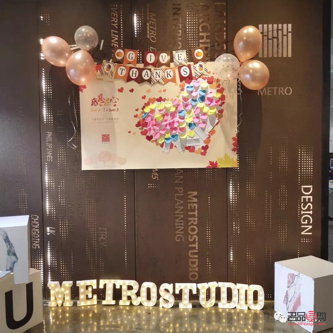 如何展现礼物墙(如何展现礼物墙的美)