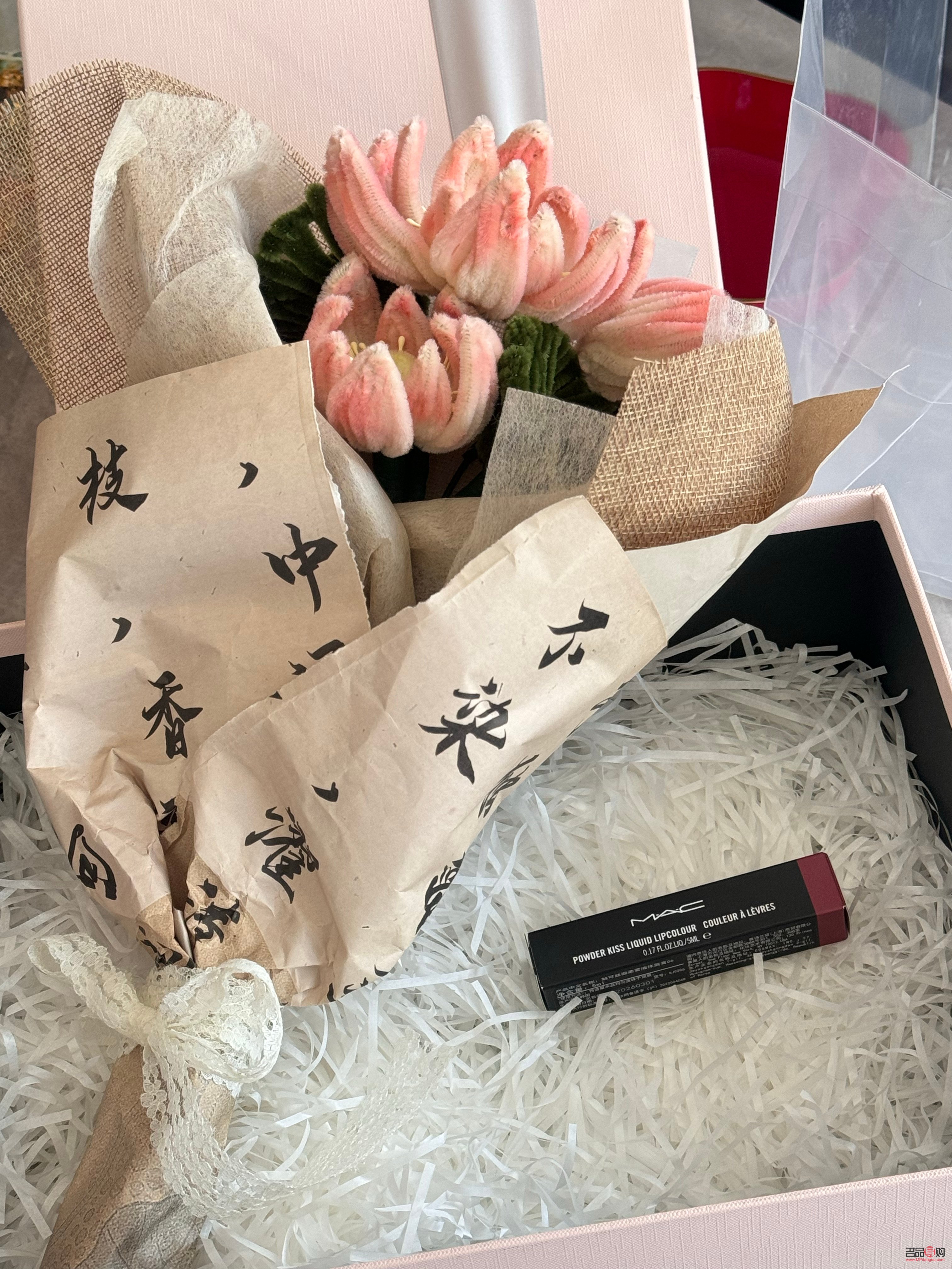 润六月送什么生日礼物(润六月的生日怎么过)