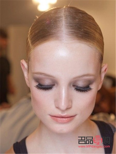 种睫毛对眼睛的伤害有哪些(种睫毛对眼睛的伤害有哪些图片)