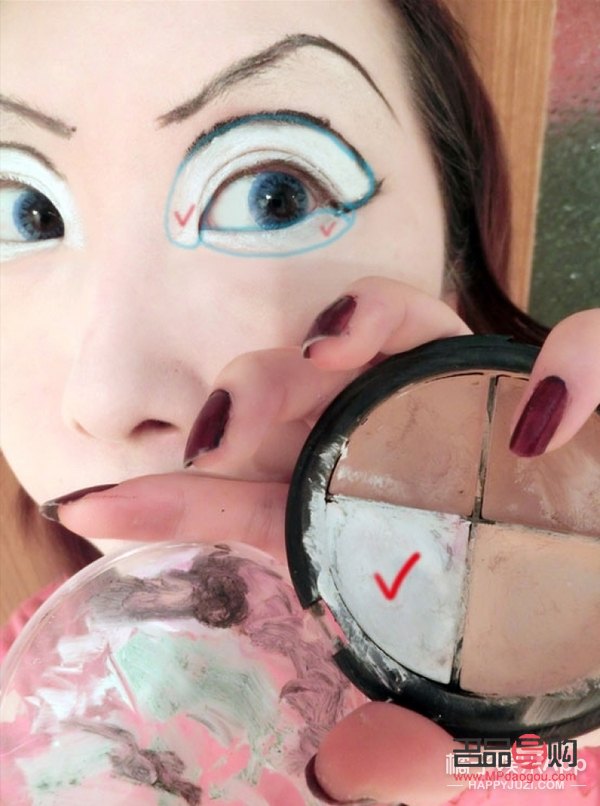 不化彩妆怎么抹脸(不化彩妆怎么抹脸呢)