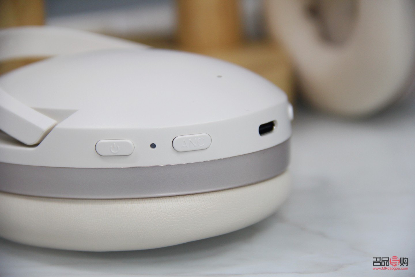 <h3>彩妆海绵怎么清洗</h3>