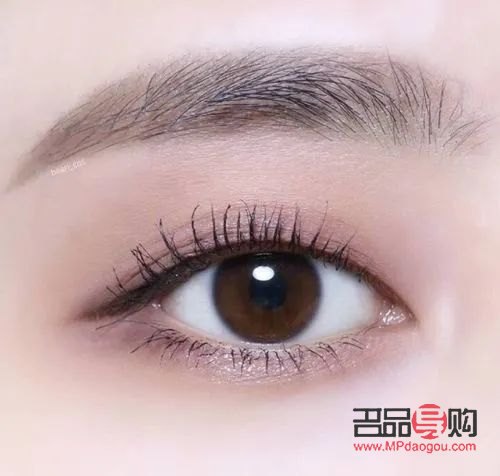 单眼皮和肿眼泡怎么区别(单眼皮和肿眼泡怎么区别)