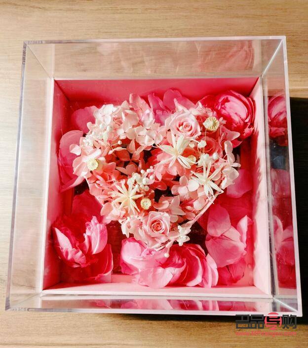 回家给老婆带什么礼物(回家给老婆带什么礼物好)