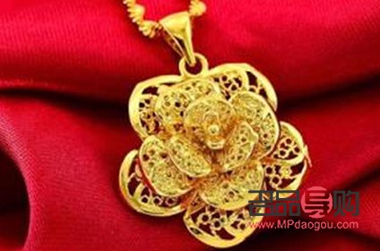 <h3>老风祥黄金回收价格探究:一克黄金能回收多少钱?</h3> <h3>老风祥黄金回收价格探究:一克黄金能回收多少钱?</h3>
