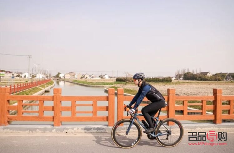 朋友要远行送什么礼物(朋友要远行送什么礼物比较合适)