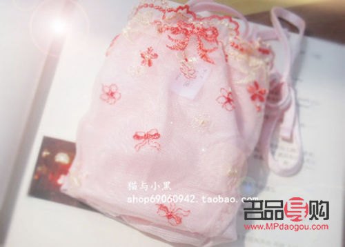 有什么礼物给我英语(有什么礼物送给我吗)