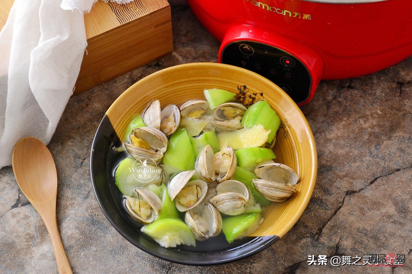 丝瓜经的汁美容吗(丝瓜汁美容功效)