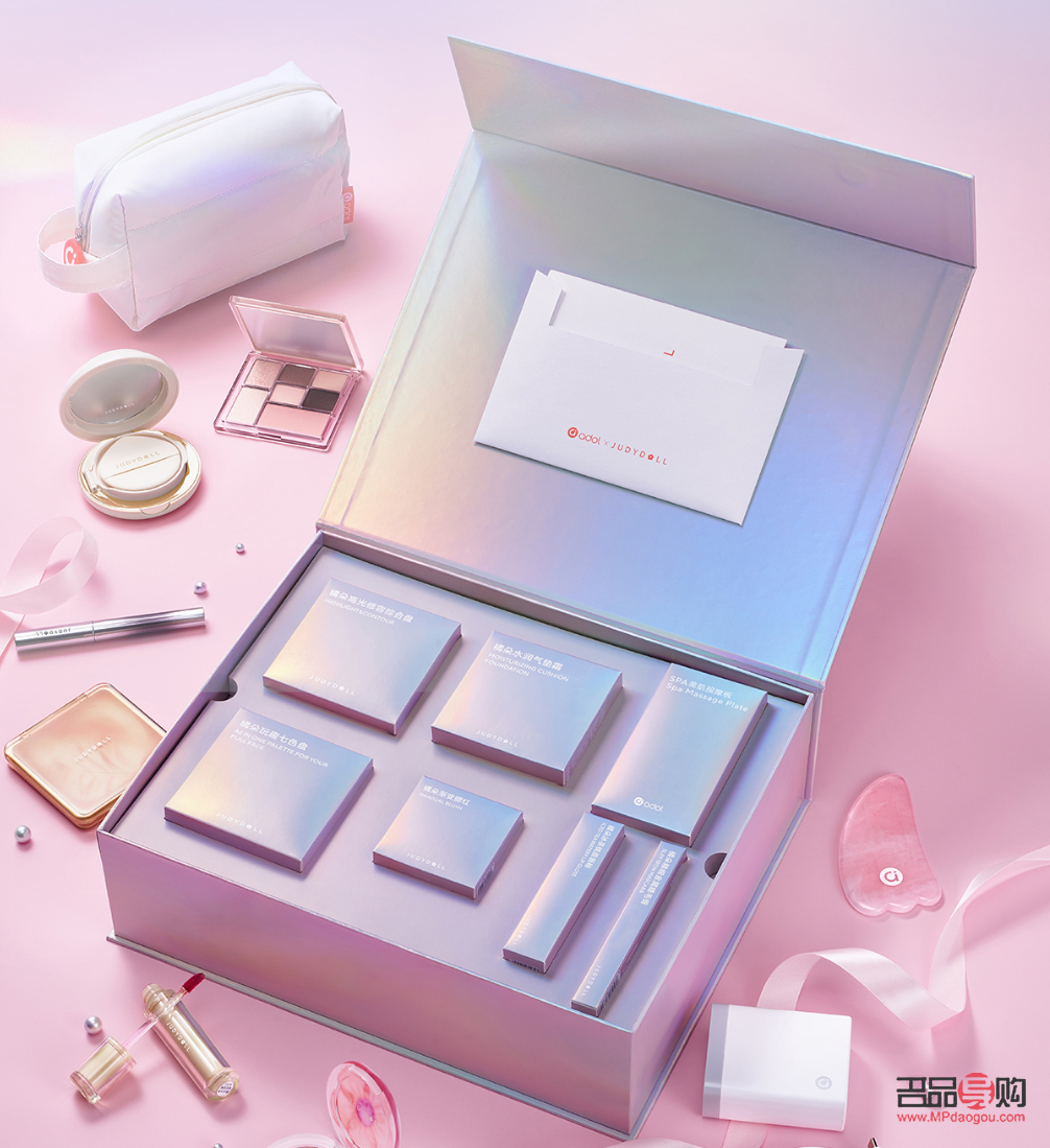 彩妆礼盒怎么配(彩妆礼盒怎么配好看)
