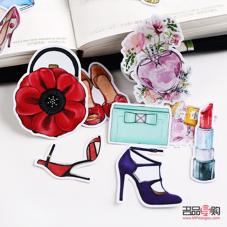 <h3>彩妆贴纸怎么贴</h3>