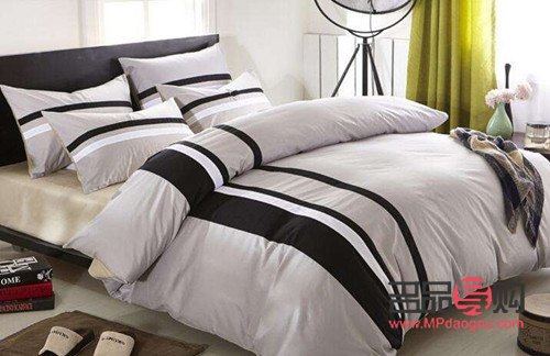 做身体护理前怎么铺床(做身体护理前怎么铺床单)