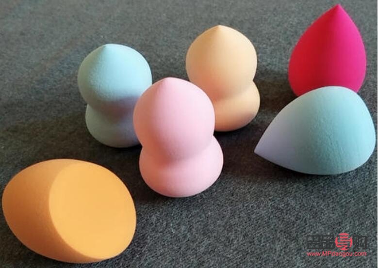 彩妆蛋怎么挑选(彩妆蛋什么形状的好)