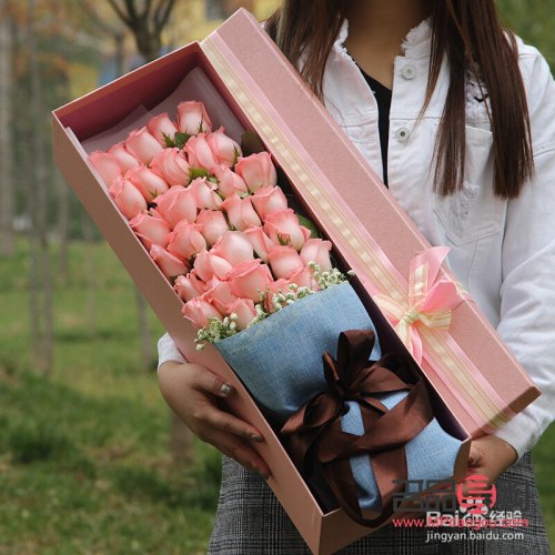 情人节送男孩什么礼物(情人节送男孩什么礼物有含义)