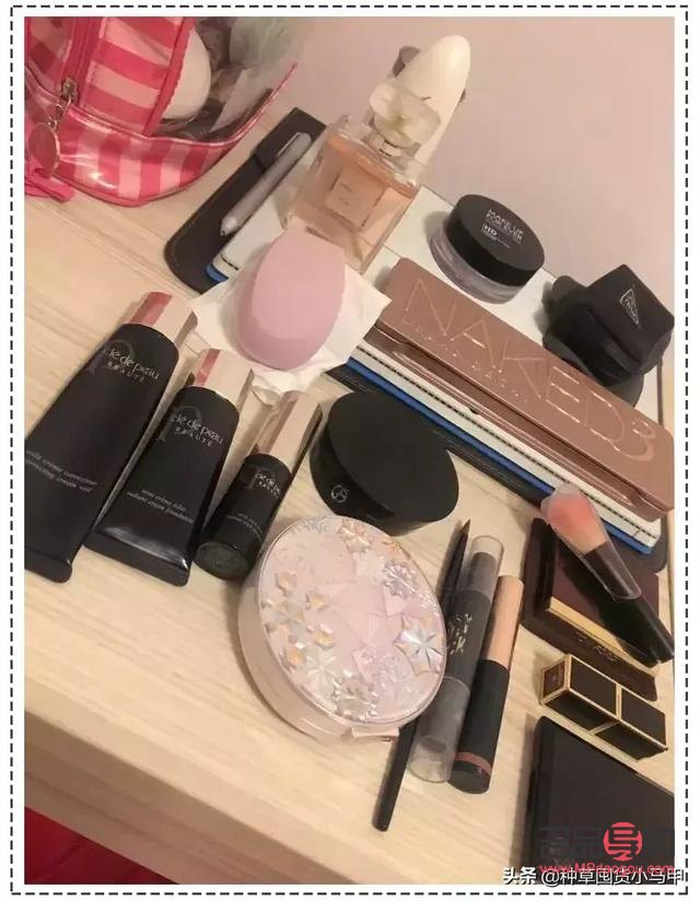 <h3>彩妆搬运全攻略：如何安全高效地迁移你的美丽宝藏</h3>