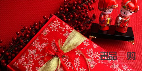 结婚晚上送什么礼物(结婚晚上送红包合适吗)