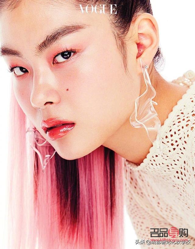 <h3>彩妆怎么开工厂：从梦想到实现的全攻略</h3>