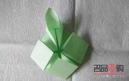 怎么折一个立体的礼物(怎么折一个立体的礼物盒子)
