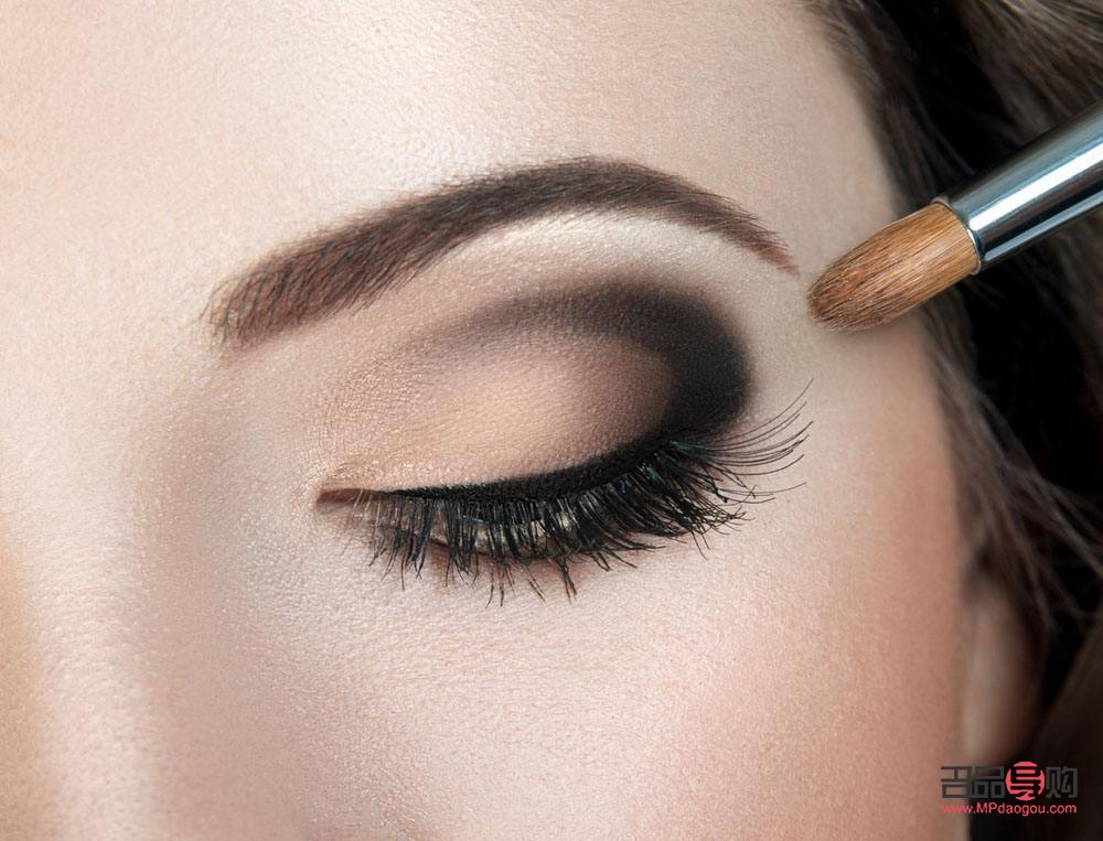 画一个眼妆需要哪些东西(画一个眼妆需要哪些东西呢) 画一个眼妆需要哪些东西(画一个眼妆需要哪些东西呢)