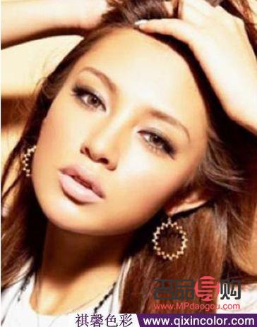 彩妆怎么挑(彩妆怎么选适合什么颜色)