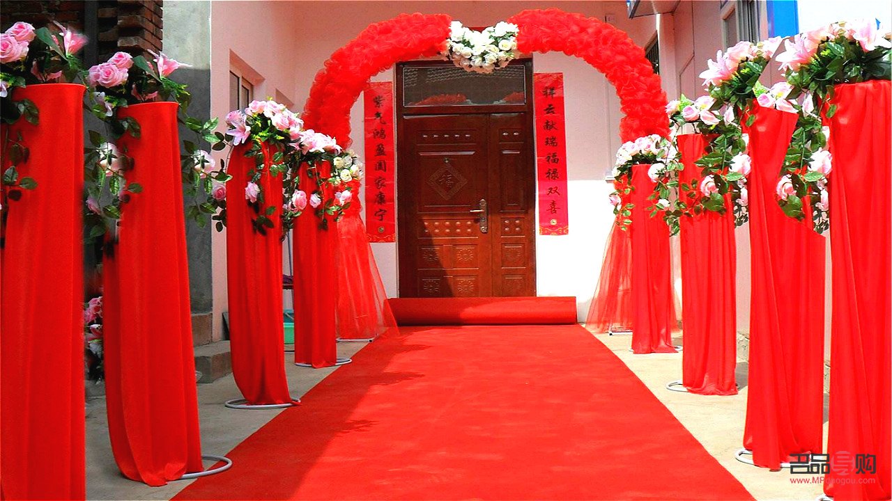 农村接婚礼送什么礼物(农村接婚礼送什么礼物好)