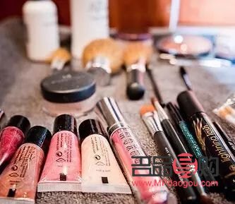 平价彩妆怎么出街(平价彩妆怎么出街卖)