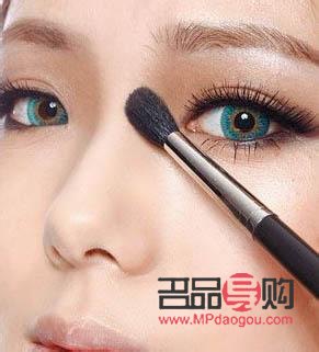 彩妆鼻子怎么化(彩妆鼻子怎么化妆)