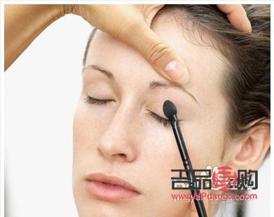 彩妆不晕妆怎么办(彩妆不晕妆怎么办呢)