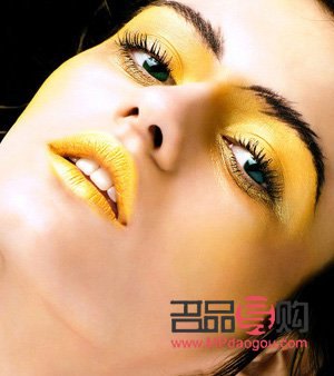 彩妆新手必备攻略：打造完美妆容的秘诀大揭秘