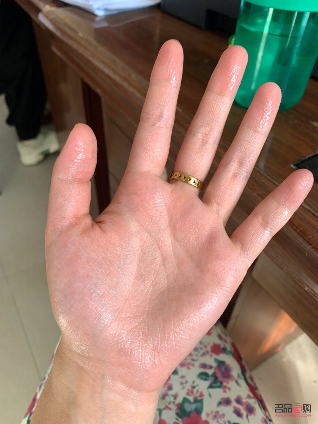 汗手能做美容师吗(汗手可以做美容师吗)