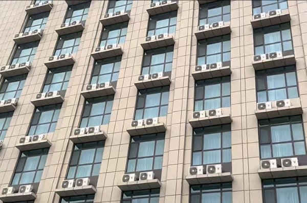 阿克苏希尔顿酒店海尔空调安装实景