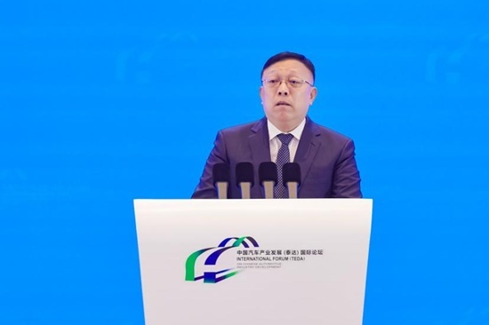 2025泰达汽车论坛深度解读：自主品牌高端化破局之道——从价格战到技术价值战