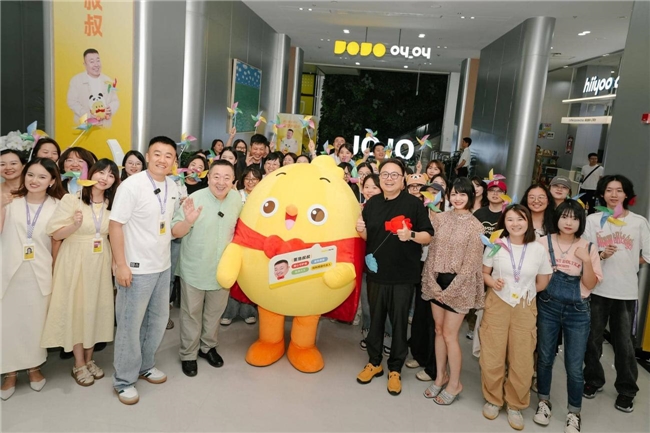 “首席快乐官”董浩叔叔空降叫叫总部：一场跨越时空的童心相遇，探访“阅读”背后的秘密