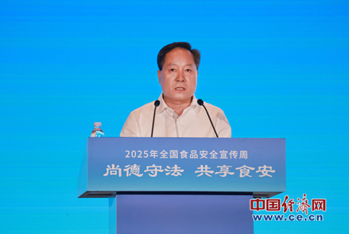 林伟明：坚持“健康”理念，用心守护师生饮食安全