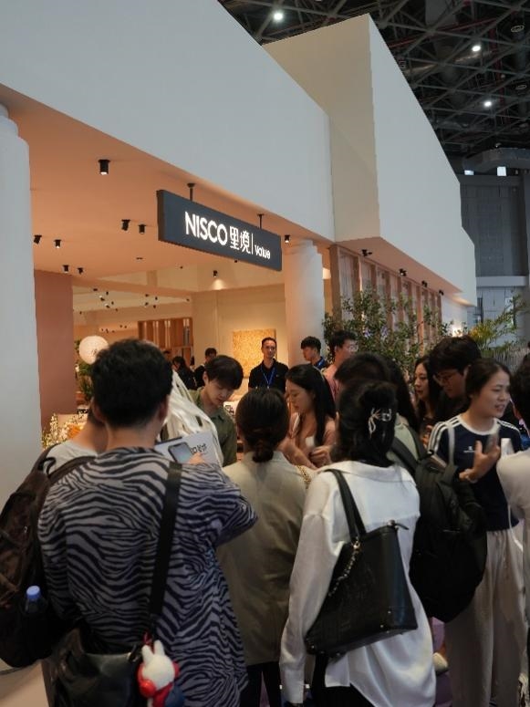 NISCO里境Value系列登陆中国家博会，以创新“0重力模式”革新舒适标准