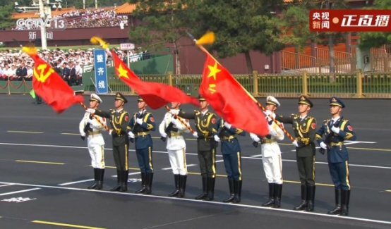 步长制药副董事长赵菁受邀参加9月3日阅兵仪式